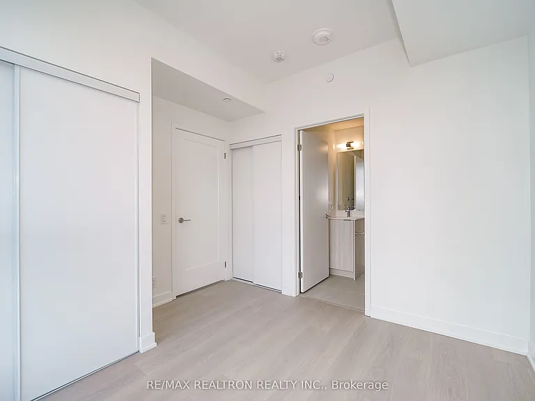 20 Deans Dr #522 — Photo 23