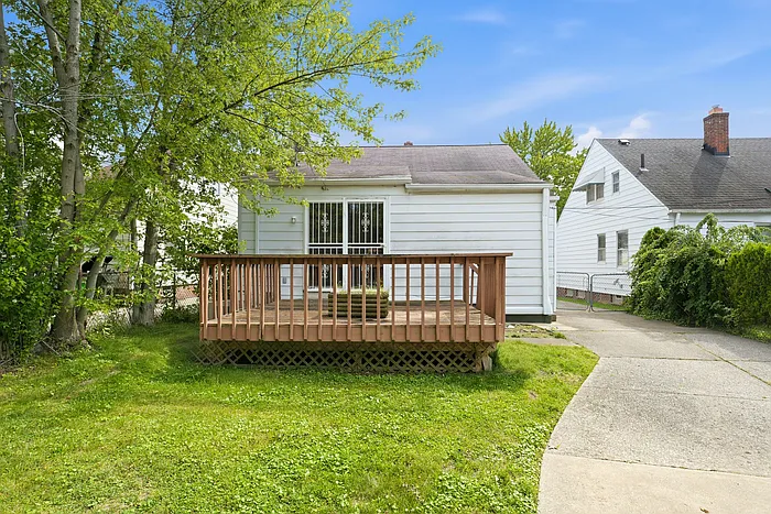 3 bed, 2.5 bath, 1545 sqft, $1,695 — Photo 3