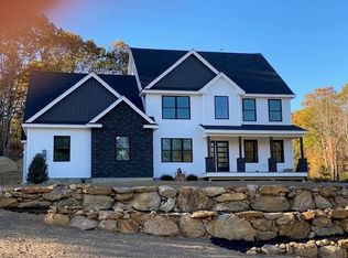 3 Indian Rock Rd #17-4-13, Bedford, NH 03110