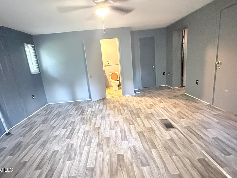 2904 Woodside Dr — Photo 12