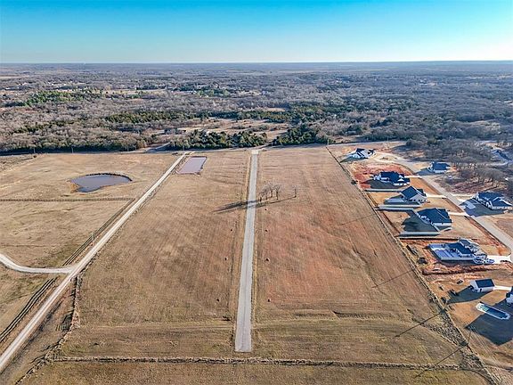 5th image of 5 Stone River Ranch Dr