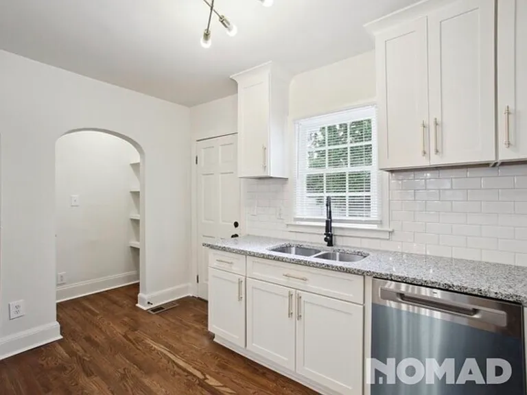 1370 Carnegie Ave — Photo 12