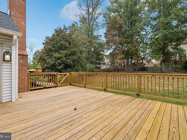 1291 Mason Mill Ct — Photo 37