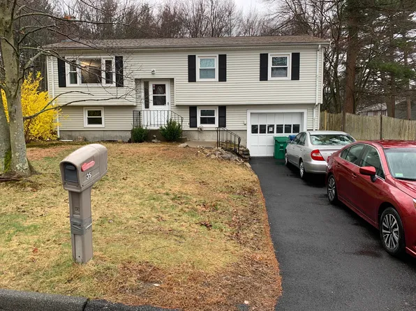 35 Hart St, Burlington, MA 01803