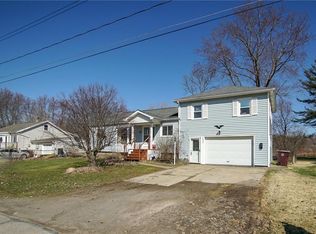 8627 Hunt Ave, Eden, NY 14057