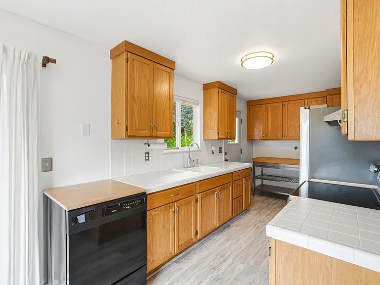 4830 S Raymond St — Photo 11