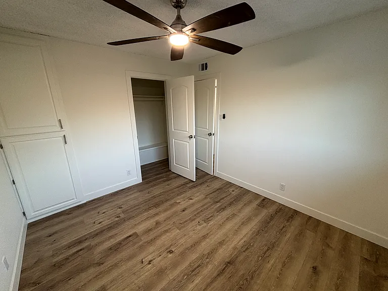 511 Ridgeway Ln #1 — Photo 18