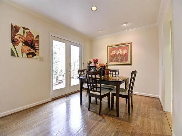 1624 Berkeley Ln NE — Photo 11