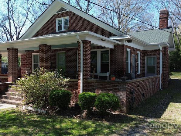 146 Saluda St, Chester, SC 29706