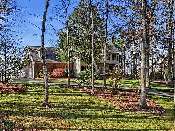 2nd image of 141 Brow Lake Rd