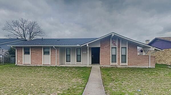 1st image of 1220 Aldenwood Dr
