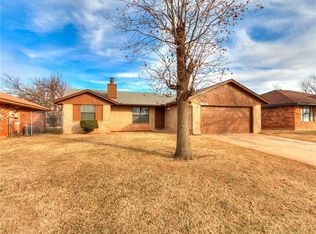 1225 W Gladys Way, Mustang, OK 73064
