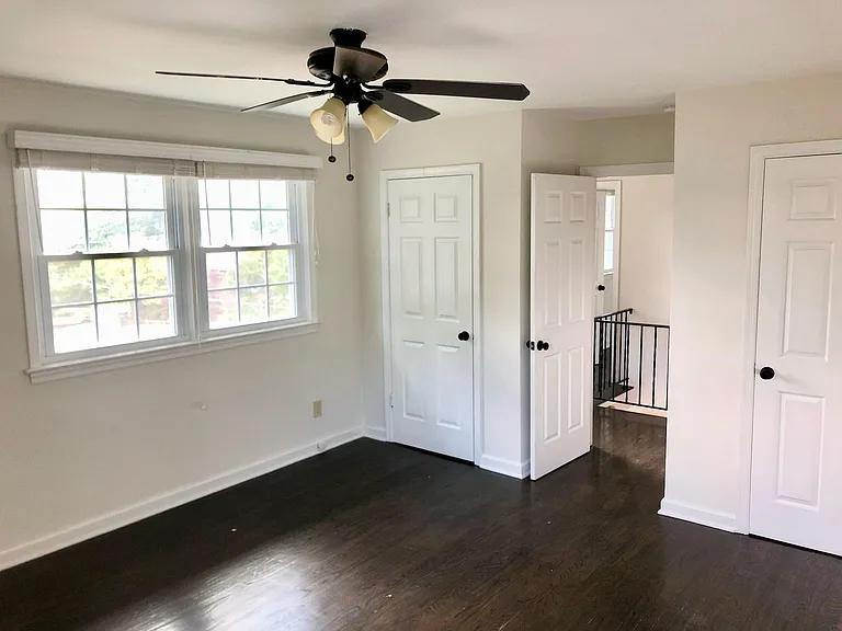 2341 N Dickerson St — Photo 12