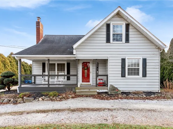 1046 Norton Ave, Barberton, OH 44203