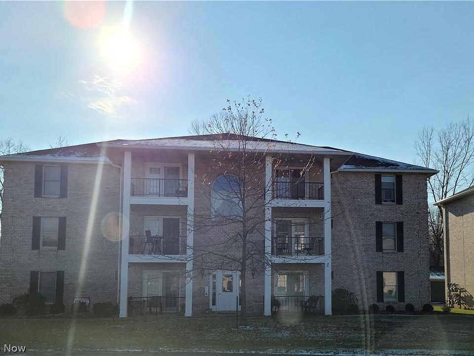 1st image of 7398 Eisenhower Dr Unit 1
