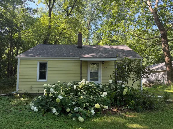 2264 White St, Niles, MI 49120