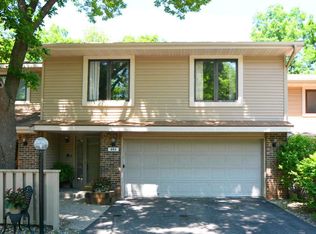 485 Sterling St S, Maplewood, MN 55119