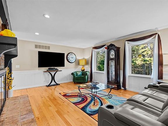 3rd image of 4505 Indian Wells Dr