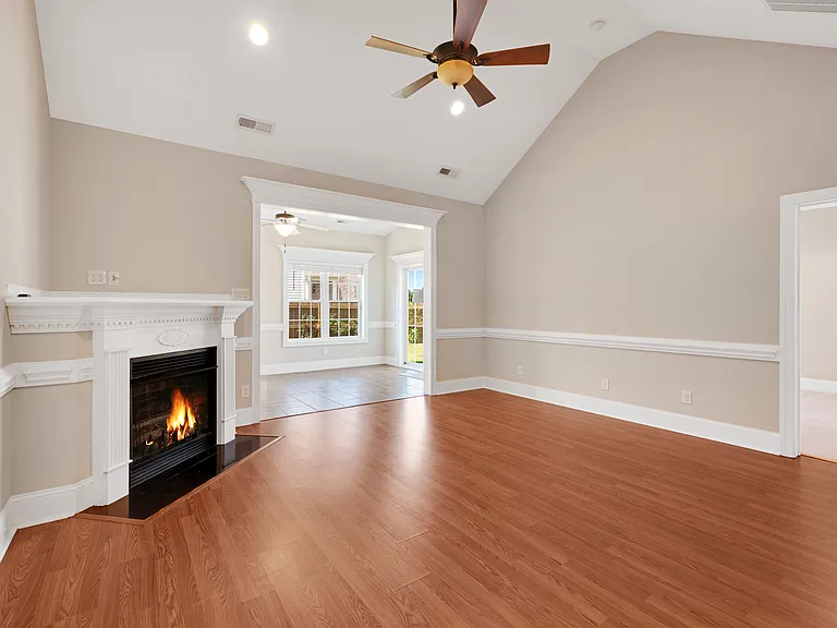 2400 Dovedale Ct #B — Photo 30