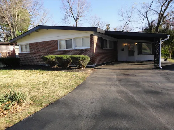 8312 Graybirch Dr, Saint Louis, MO 63134