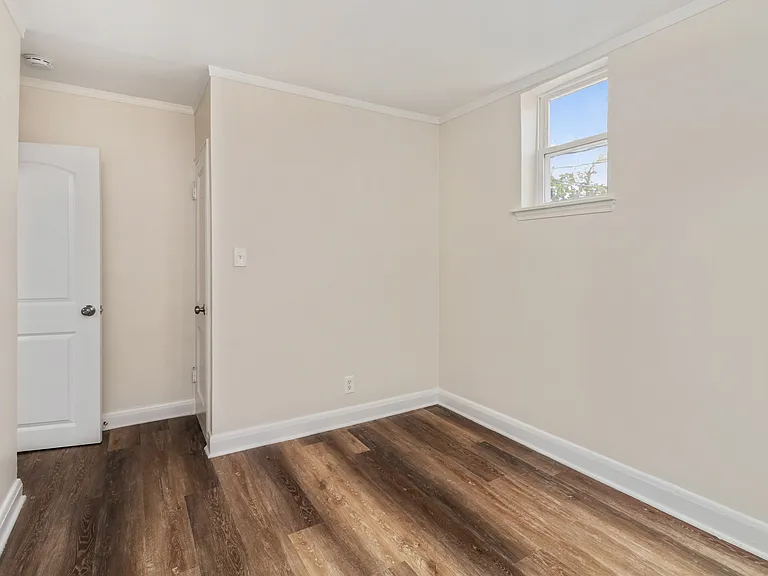 2915 Oakford Ave — Photo 18
