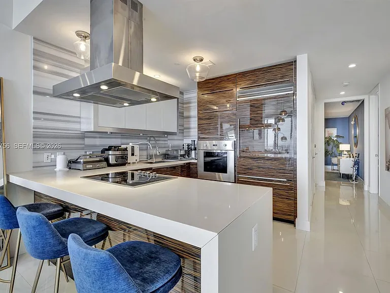 1100 Biscayne Blvd #4002 — Photo 12
