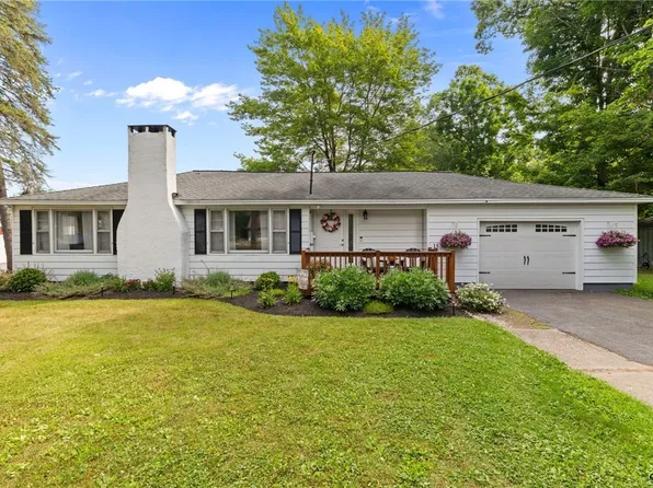 1556 State Route 49, Constantia, NY 13044