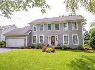 1049 Stewart Ave, Elgin, IL 60120