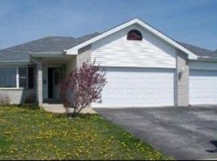 319 Spring Cv, Beecher, IL 60401