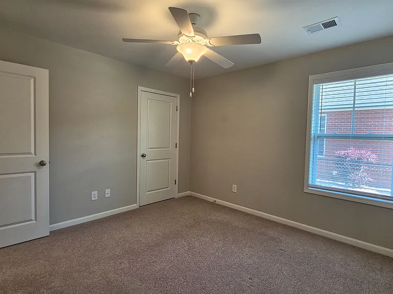 588 Brushwood Dr — Photo 22