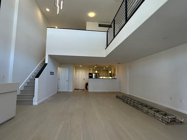 1363 El Camino Real — Photo 2