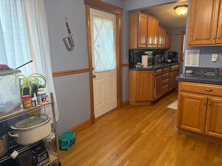 86 Dexter St — Photo 13