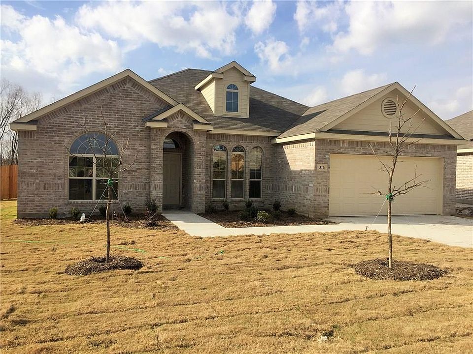 1st image of 316 Jennie Marie Cir