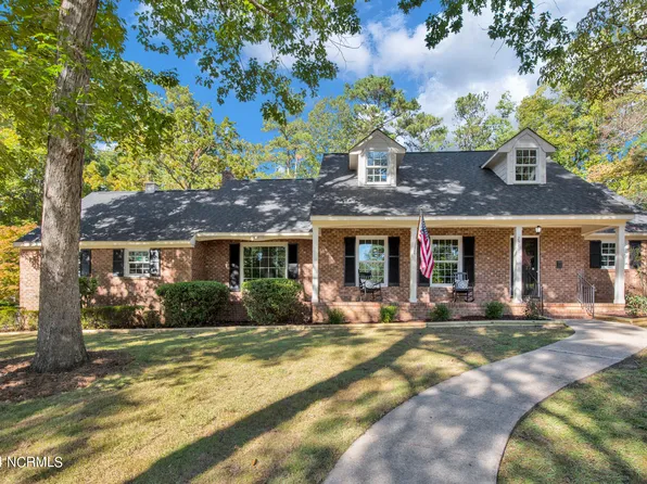 2520 Lockwood Road, Fayetteville, NC 28303