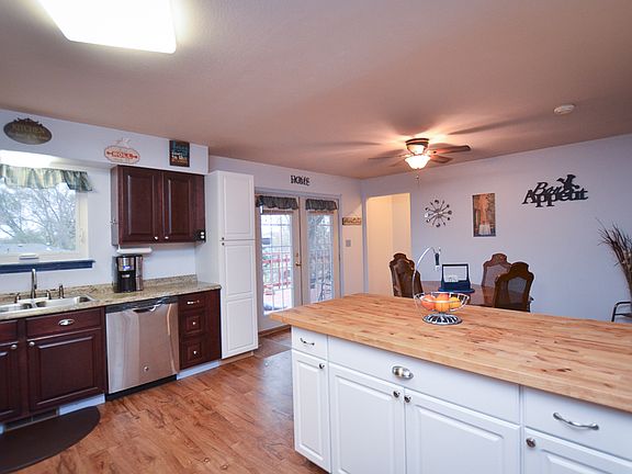 5th image of 208 Pawnee Ln
