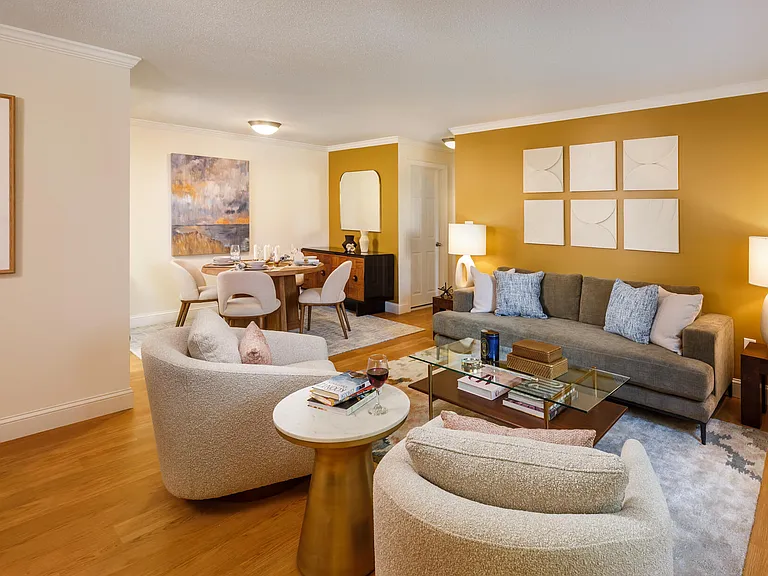 Village Green Apartments — Photo 34