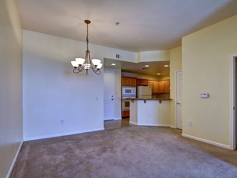 47 E Agate Ave #405 — Photo 6