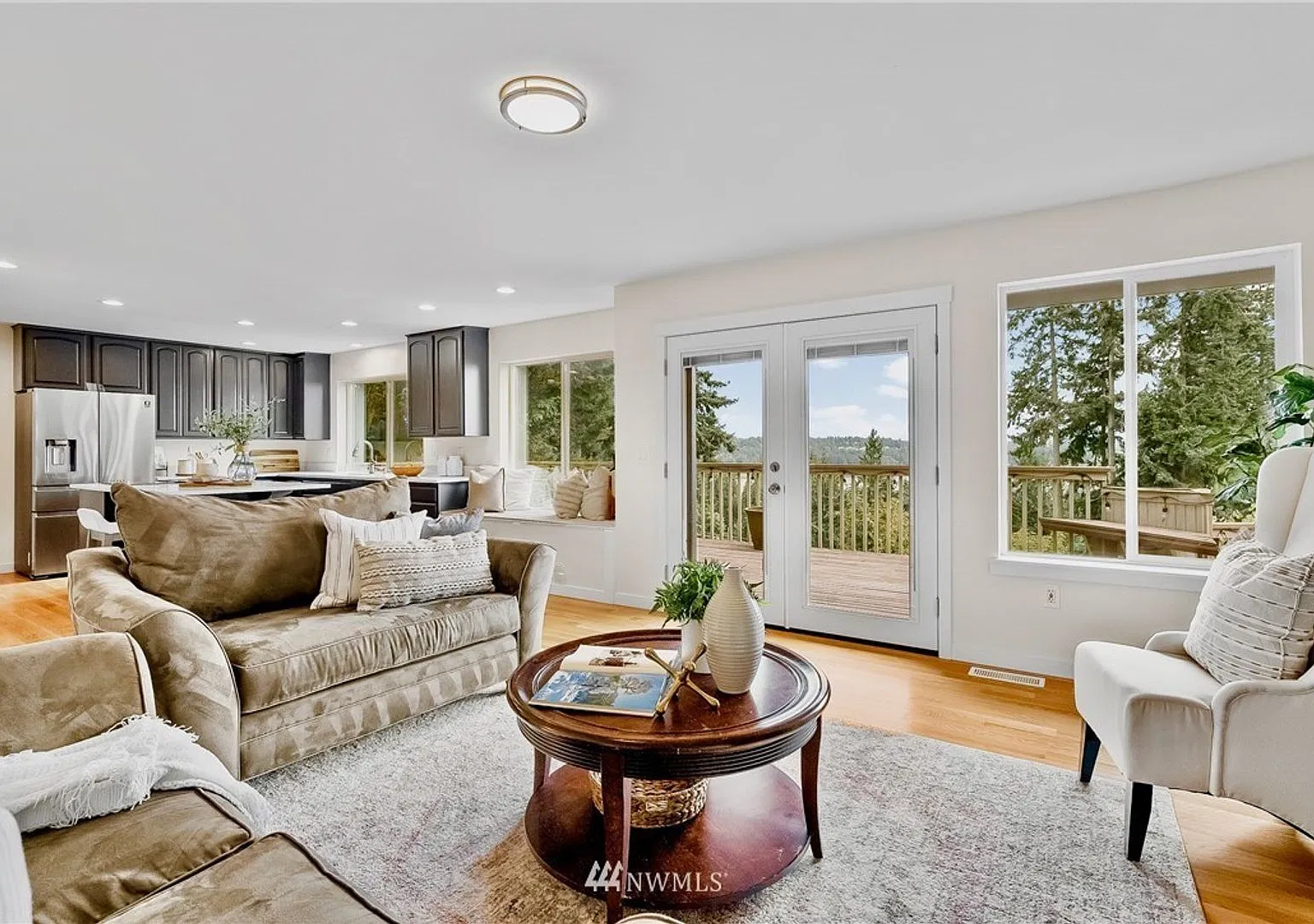 Gig Harbor Home With Puget Sound Views — Photo 2