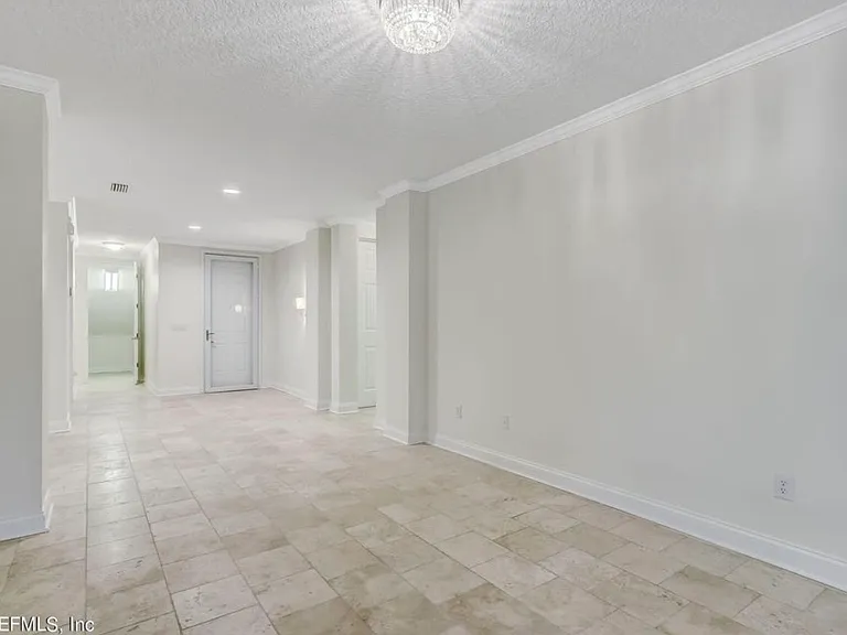 156 Hidden Palms Ln #102 — Photo 7