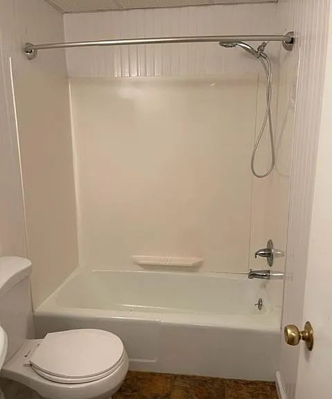 50 Grove St #3 — Photo 6