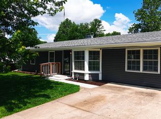 988 Rolling Hill Rd, Greenwood, IN 46142