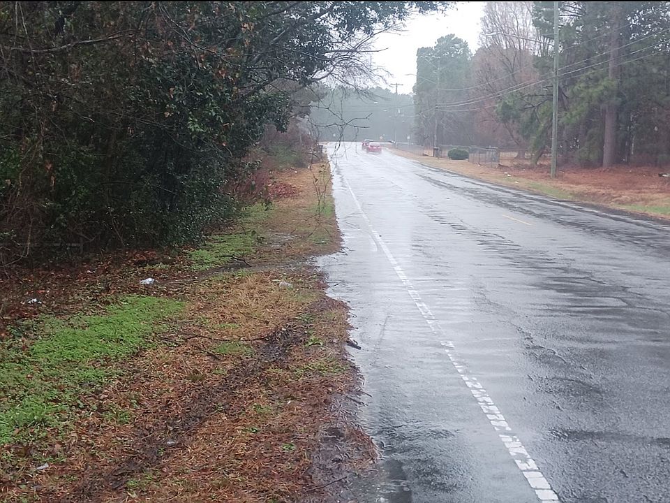 1st image of 730 Shaw Rd