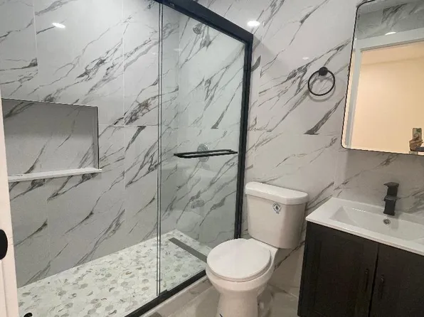 328 Myrtle Avenue image 3 of 6