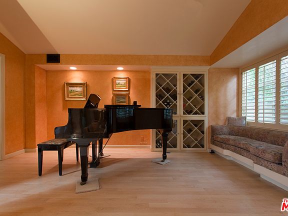 5th image of 1111 La Collina Dr