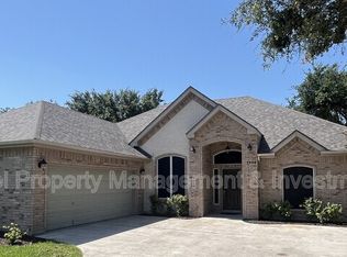 1408 E 29th St, Mission, TX 78574