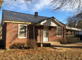 1232 13th St NE, Hickory, NC 28601