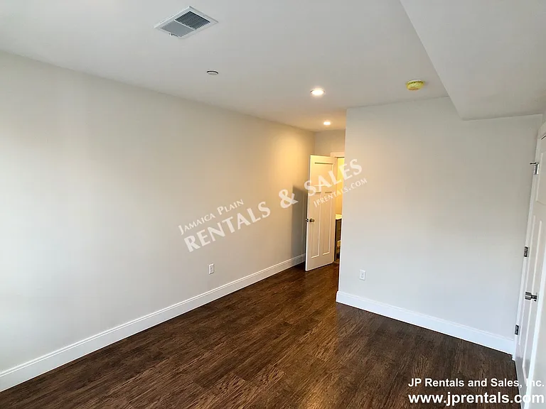 50 Stedman St #207 — Photo 5
