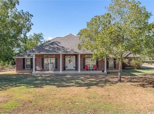403 W Morgan St, Franklin, TX 77856