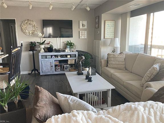2nd image of 3558 Shore Dr APT 709