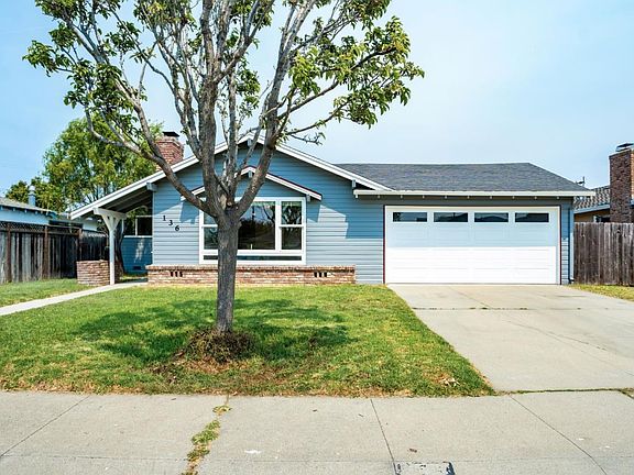 2nd image of 136 Del Mar Dr